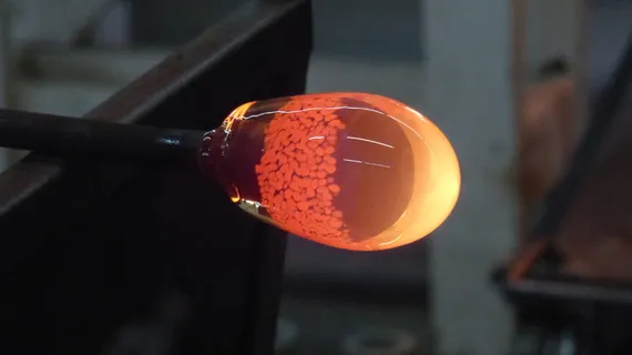 玻璃,玻璃吹制,工艺,手工,加热,熔炉,乐趣,特写 玻璃,玻璃吹制,工艺,手工,加热,熔炉,乐趣,特写