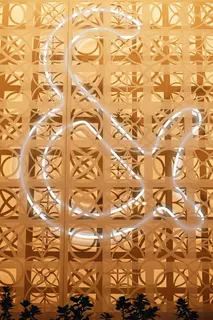 棕色木质镂空板，带安培和Led灯