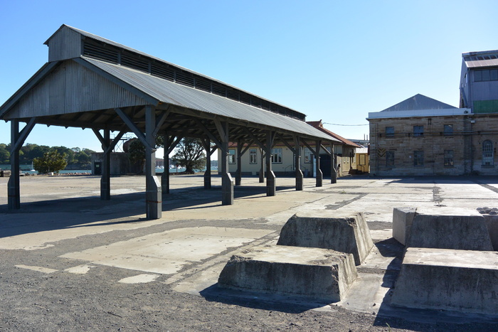 立式屋顶、开放式混凝土区域、遮阳篷、露台、大型露台、凤头岛、建筑、建筑结构