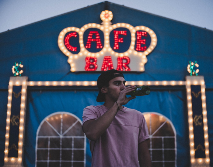 光, 人, 人, 节日, 成人, 运动员, 酒吧咖啡馆, 啤酒