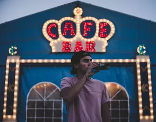 光, 人, 人, 节日, 成人, 运动员, 酒吧咖啡馆, 啤酒