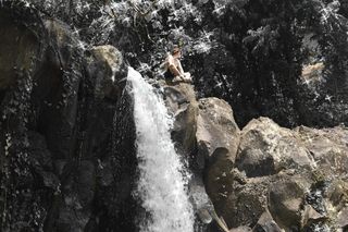 水、户外、河流、自然、人、人、瀑布、岩石