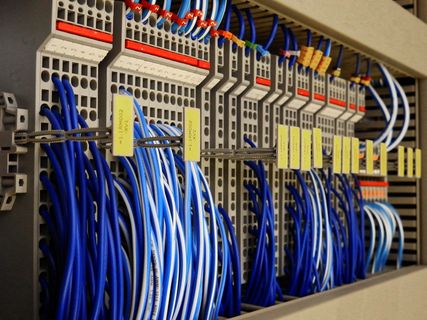 控制柜，分配器，控制柜，分配器，控制柜，verteilerscharnk，电子分配器，工厂