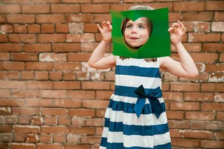 心形相框女孩照片