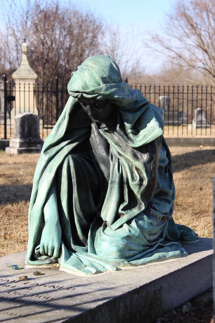 黄铜，纪念碑，墓地，悲伤，金属，旧，雕塑，铜绿