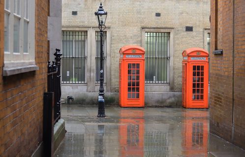 伦敦，电话亭，红色电话亭，电话，红色电话亭，小街，考文特花园，灯柱