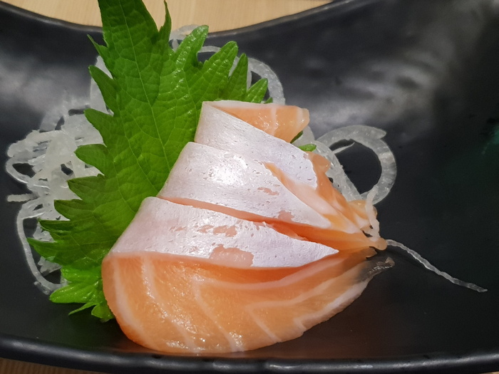 食品、海鲜、鱼、三文鱼、寿司、生鱼片、食品和饮料、新鲜度