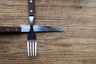 刀叉，菜单设计，砧板，木制，厨房，餐具，烹饪，桌子