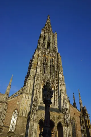 明斯特，乌尔姆大教堂，月亮，教堂，大教堂，建筑，建筑