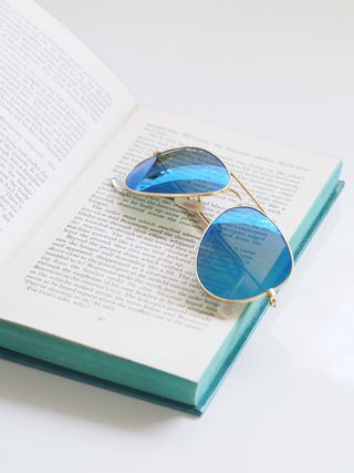 太阳镜特写摄影