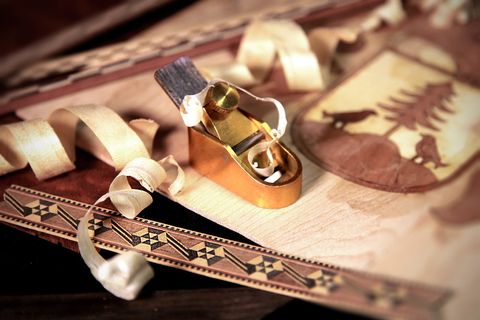 镶嵌，单板，刨床，无人，特写，白天，室内，艺术和工艺