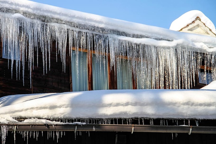 屋顶，雪，冰柱，冬天，冰，冰柱，家，雪，冷