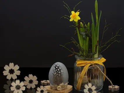 黄色,水仙花,透明,玻璃花瓶,复活节,鸡蛋,花,雪花 黄色,水仙花,透明,玻璃花瓶,复活节,鸡蛋,花,雪花