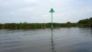 Scheepvaartmarking，标记，横向标记，水印，浮标设置，浮标，水域，反射