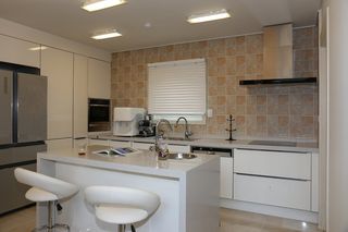 两件，白色，椅子，厨房，发电厂，拉德福德岛餐具，水槽，家庭浴室