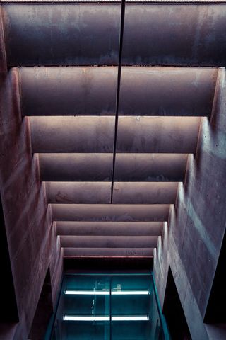 建筑、室内、建筑结构、台阶和楼梯、无人、楼梯、图案、高角度视图