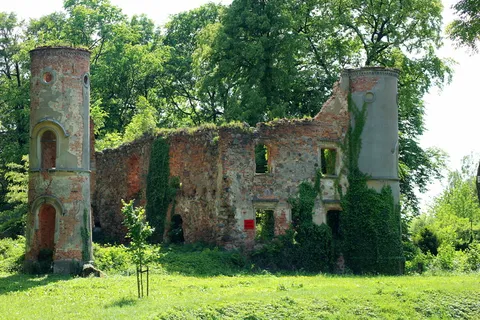 照片，灰色，混凝土，塔，覆盖，草，宫殿，城堡