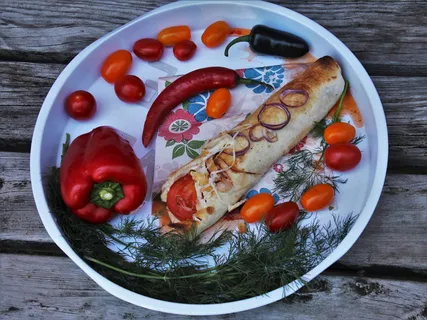 食用,辣椒,辣,辣椒,辣香肠,卷饼,莳萝,辛辣 食用,辣椒,辣,辣椒,辣香肠,卷饼,莳萝,辛辣
