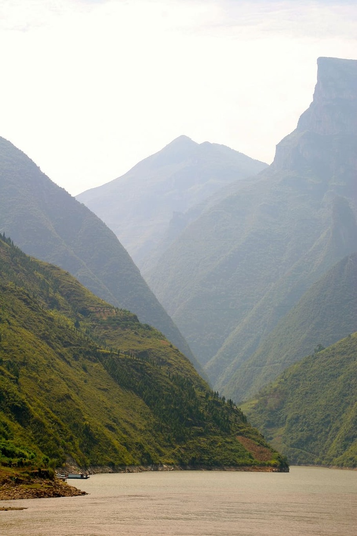 河流、峡谷、峡谷、岩石、水、景观、山脉、桥梁