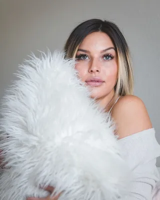 女式白色毛皮大衣