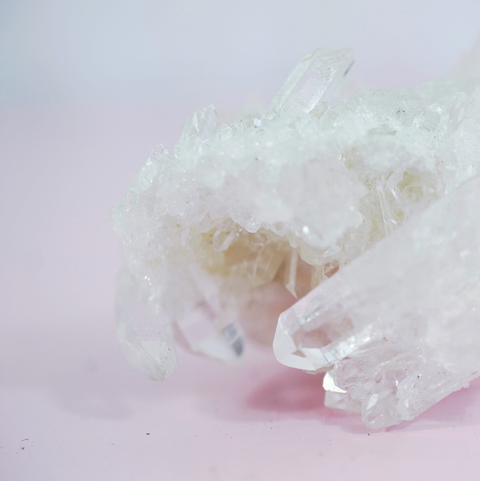 透明水晶的特写摄影