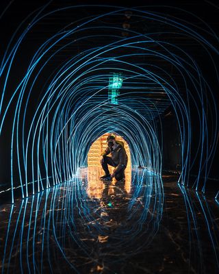 黑色和黄色格子纺织品