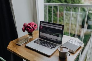 现代女商人的家庭办公室