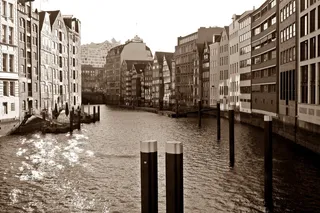 waters、city、architecture、channel、building the nikolai fleet、hamburgensien、port Motions、harbour cruise