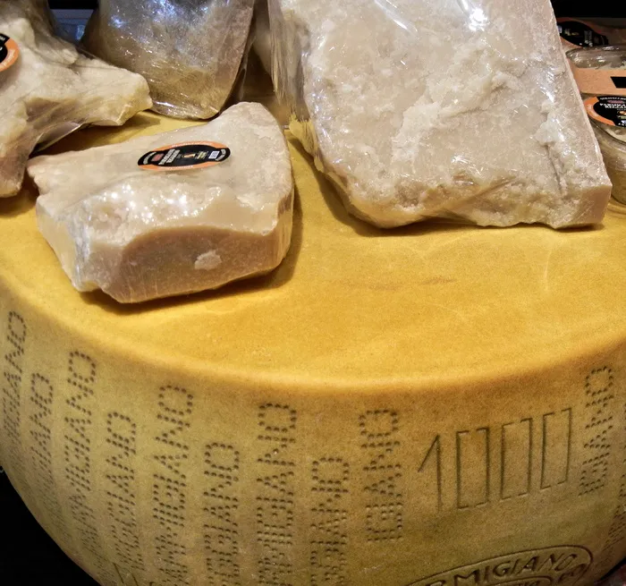 奶酪，帕尔马干酪，食品，意大利，食品和饮料，静物，室内，特写
