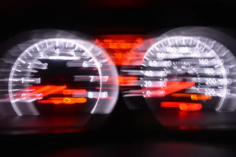 转速表，速度，移动，红色，连接，无人，照明，黑色背景