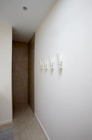 白色墙面漆，室内，家庭房间，浴室，无人，家，家庭浴室，白色