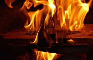 火焰，燃烧，木材，炉子，火，火-自然现象，火焰，热-温度