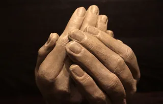 棕色手摄影，手，交错，手指，等待，善良，给予，接受