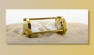 金色计时玻璃、米色、沙子、沙漏、时钟、时间、周期、小时