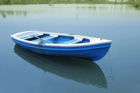 船 船