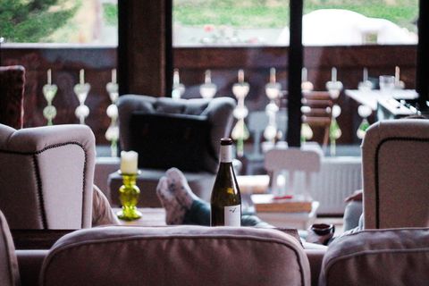 罗马尼亚，valea putnei，bio valeputna，coach，沙发，蜡烛，门廊，寒冷