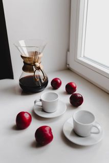 美味的早晨新鲜煮过的过滤咖啡