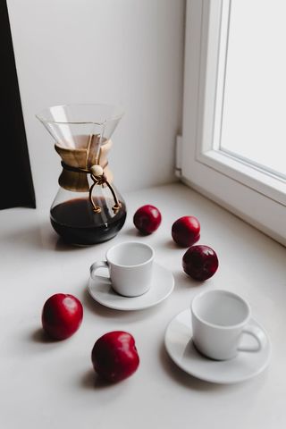 美味的早晨新鲜煮过的过滤咖啡