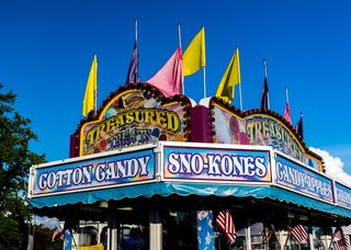 狂欢节、集市、旅行者、游牧者、食品卡车、棉花糖、雪糕筒、爆米花