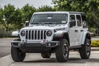 停车的Rubicon照片