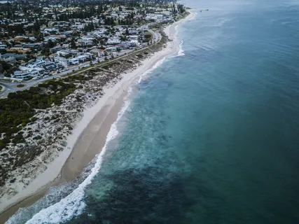 海滩线鸟瞰图 海滩线鸟瞰图