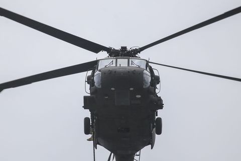 uh-60黑鹰，直升机，飞行，飞行，空中，武装部队，航空，天空