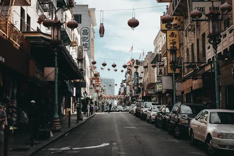 路边停车场 路边停车场