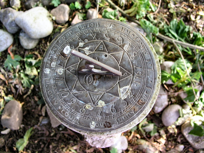日晷, 花园, 时间, 特写, 没有人, 高角度视图, 金属, 一天