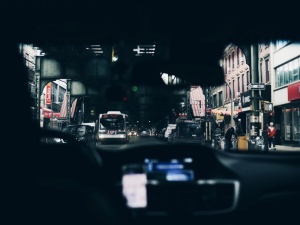 车内人员驾驶