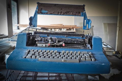 失地，办公楼，被毁，破碎，办公室，废弃，故意破坏，照片