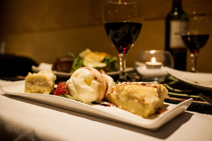 乌拉圭，colonia del sacramento，优雅，餐厅，食物，甜点，晚餐，甜点