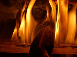 火焰、烟雾、燃烧、木材、炉子、火、火-自然现象、热-温度