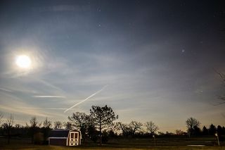 谷仓，晴朗的天空，农场，月亮，夜晚，星星，太阳，大自然