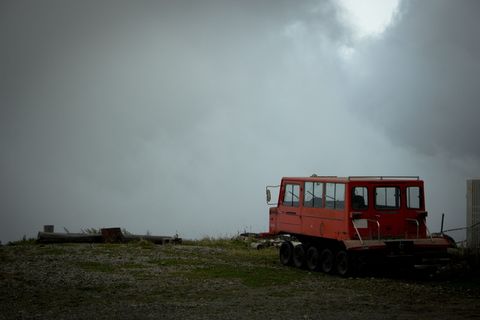 日本长野，部分多云，运输，运输方式，陆地车辆，天空，卡车